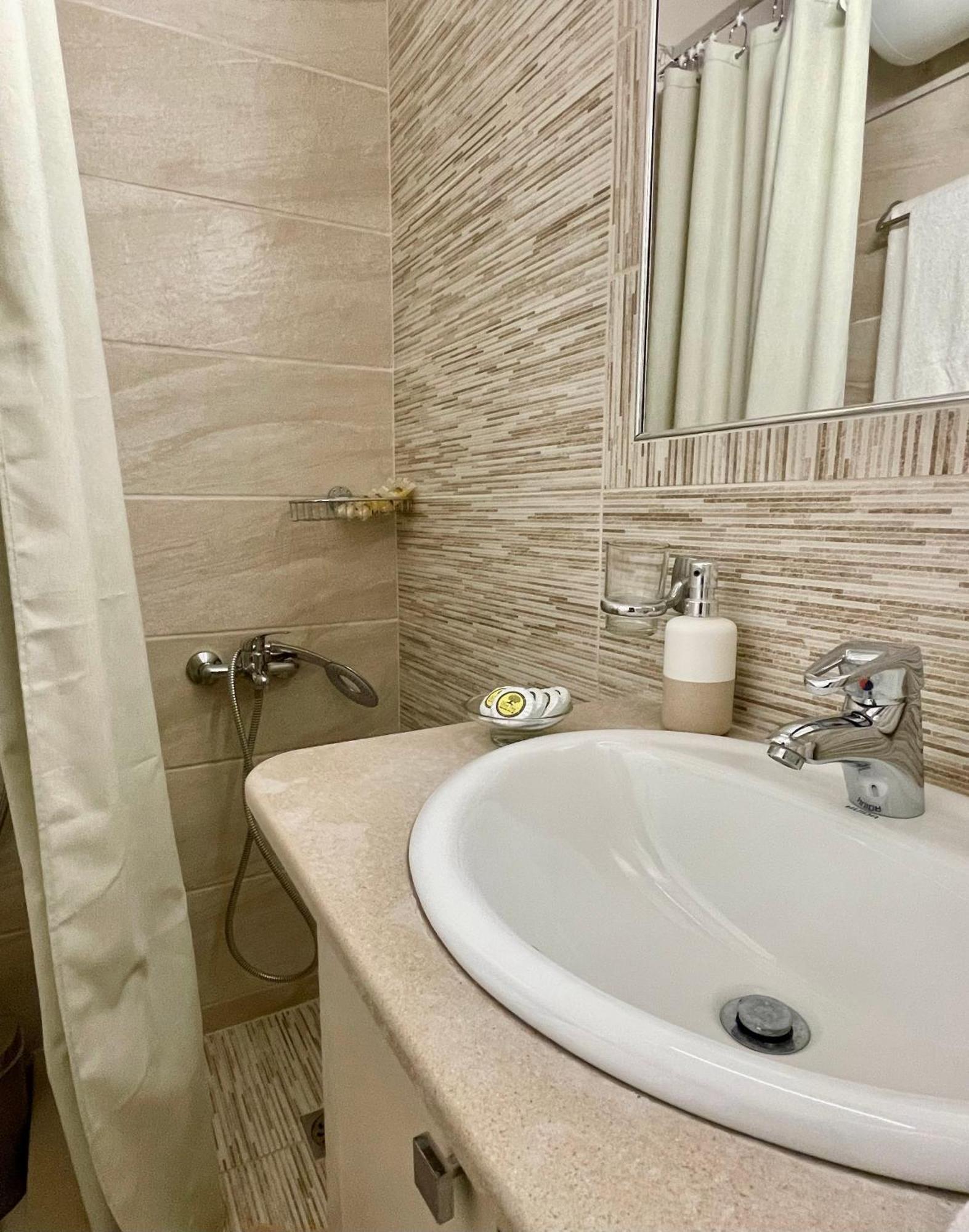 Remvi Deluxe Apartment 104 With Sea View Карпатос Екстер'єр фото